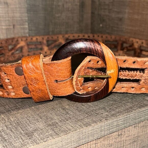 Man-made/handcrafted leather belt‎ - Picture 5 of 9